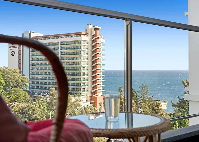 Vista Savoy * Funchal