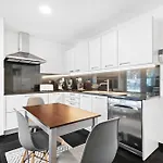 Vista Savoy 아파트 푼샬